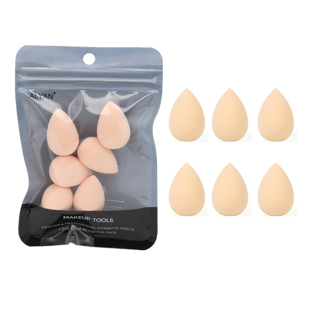 Mini size beauty blender